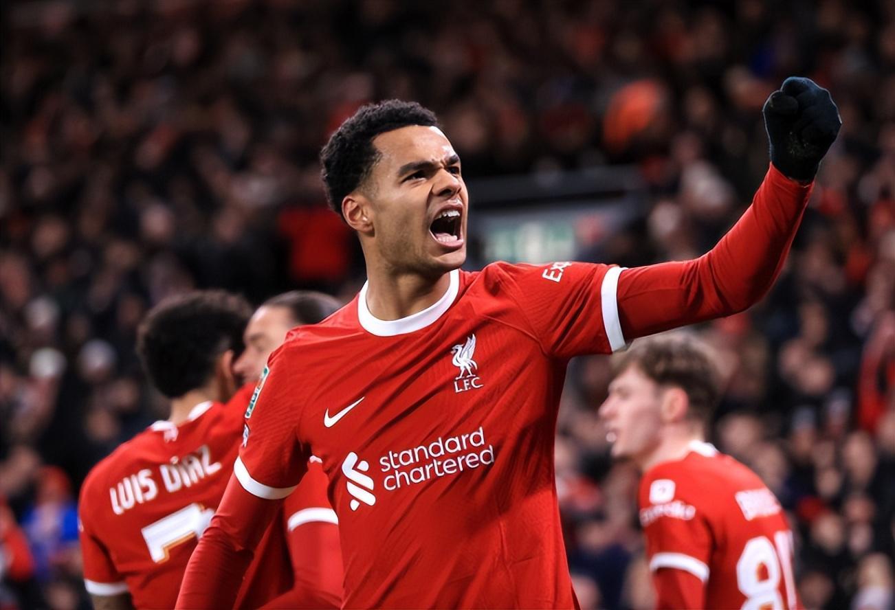 英超冠军指日可待！斯洛特收获两大神锋，利物浦最强阵容揭晓